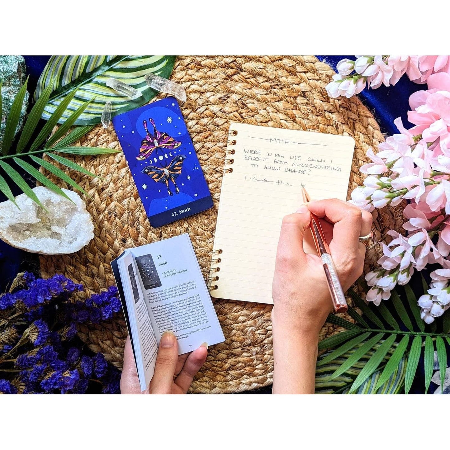 Union Square & Co. Spirit Allies Oracle Deck