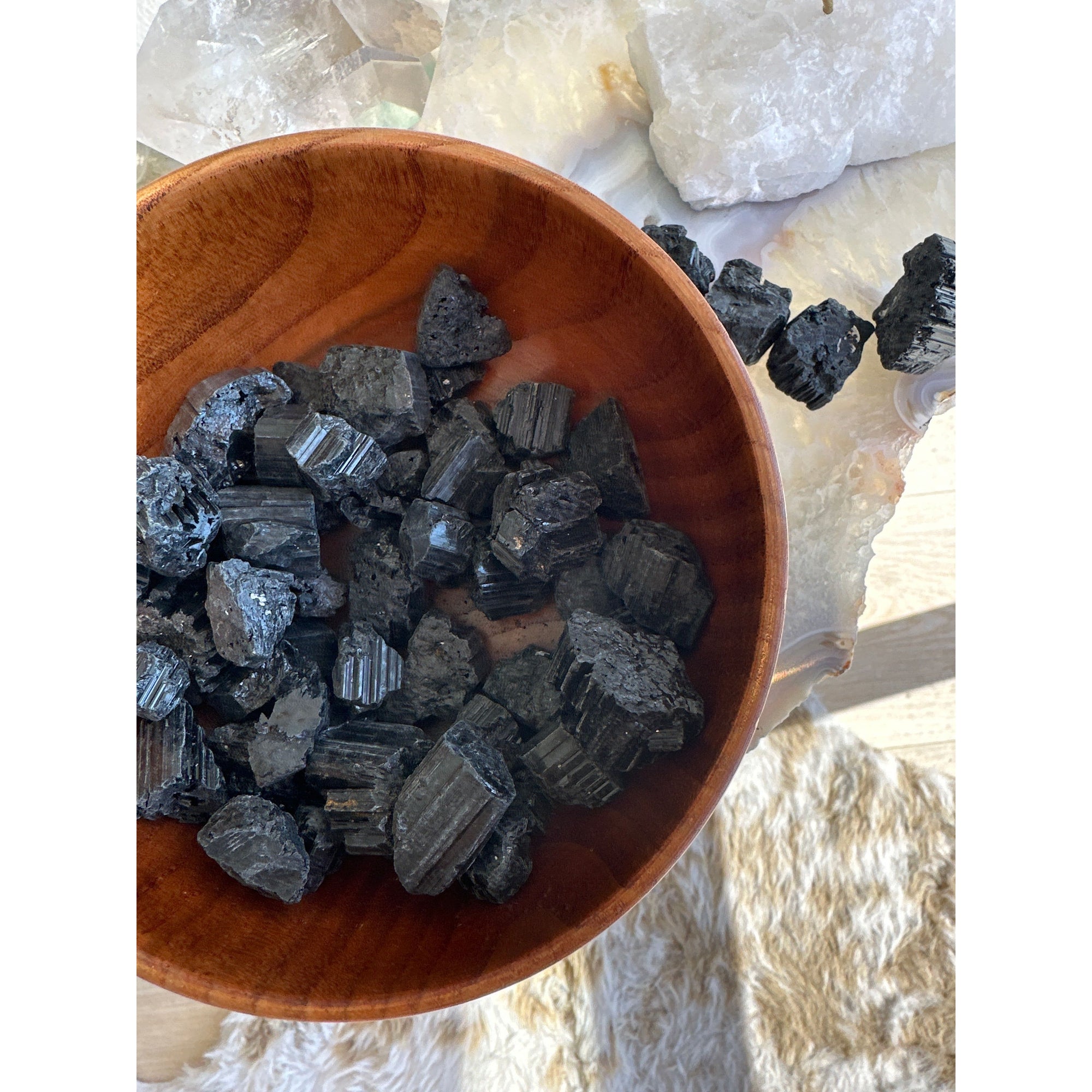 Raw tourmaline - Unearthed Vibes