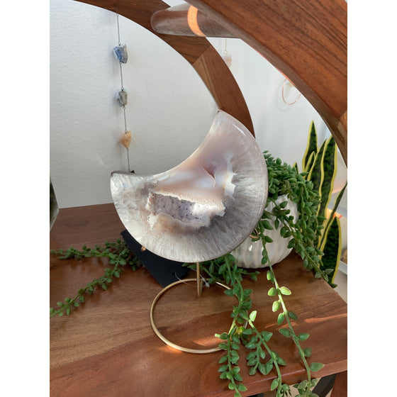 ETSY 8504 (Copy) Gray + White Agate Geode Moon Accent Piece