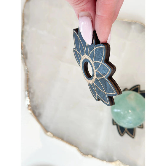 Unearthed Vibes Wood Sphere Stand – Lotus Edition | Crystal Ball & Gemstone Display Holder