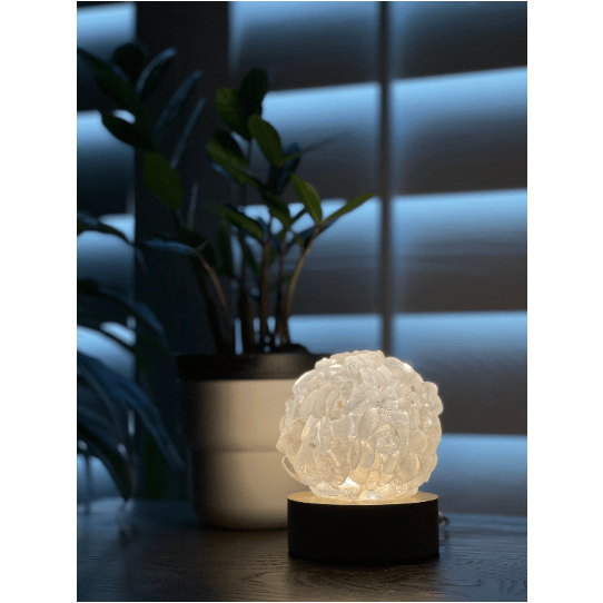 Melan Threads Clear Quartz Tumbled Stone Crystal Lamp Decor