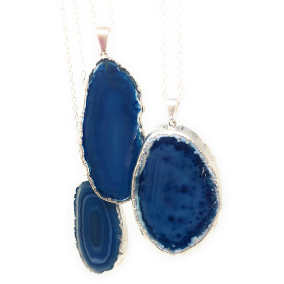 Melan Threads Jewlery Blue Agate Slice Necklace | Natural Agate Necklace | Great Gift