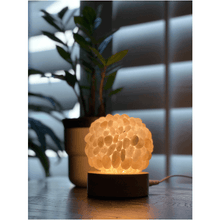  Melan Threads Rose Quartz Tumbled Stone Crystal Lamp