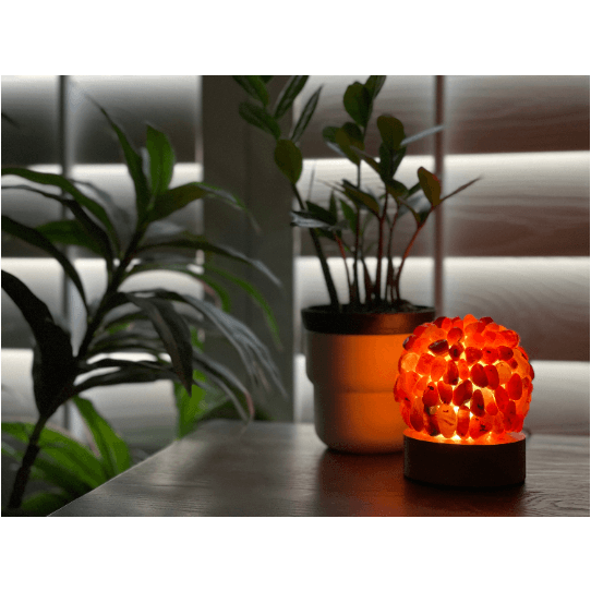 Melan Threads Tumbled Red Agate Crystal Lamp Decor